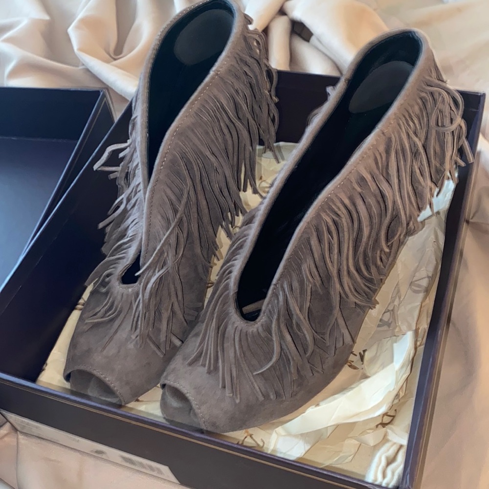 Vince Camuto heels